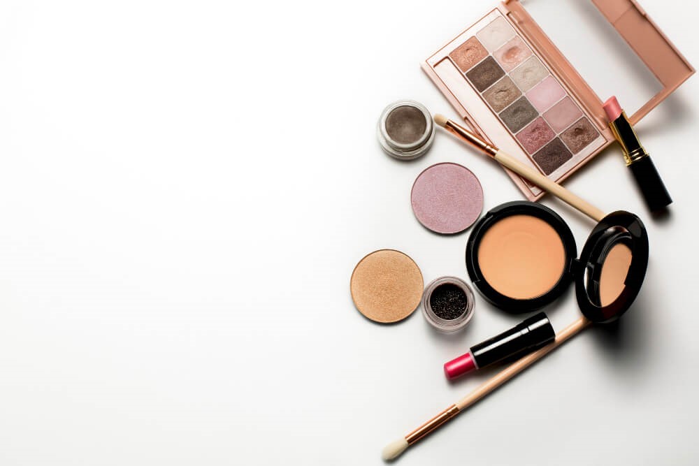 Enhancing Eye Appearance - Makeup Tips for Xanthelasma Coverage
