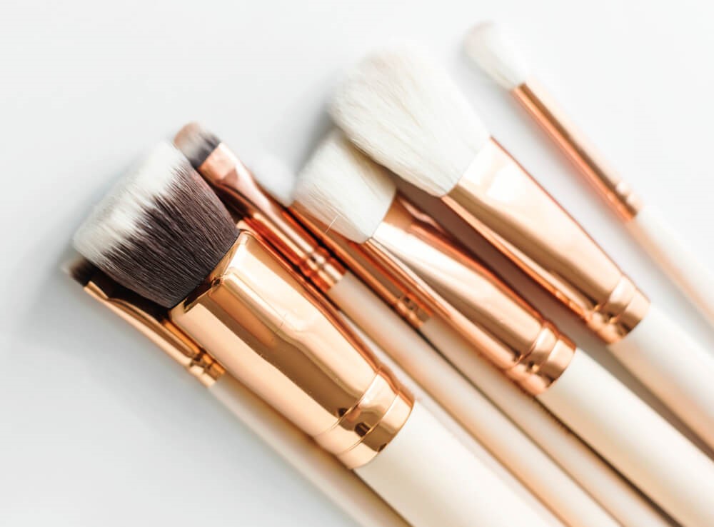 Essential Makeup Products for Xanthelasma Coverage